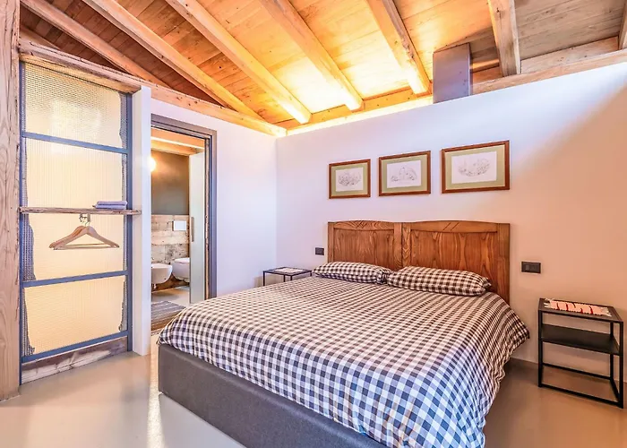 Alpstuga Casa Ulme' By Interhome