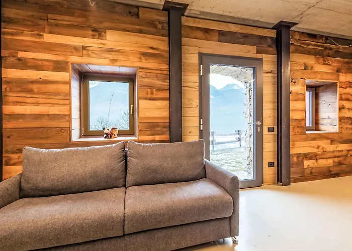 Alpstuga Casa Ulme' By Interhome