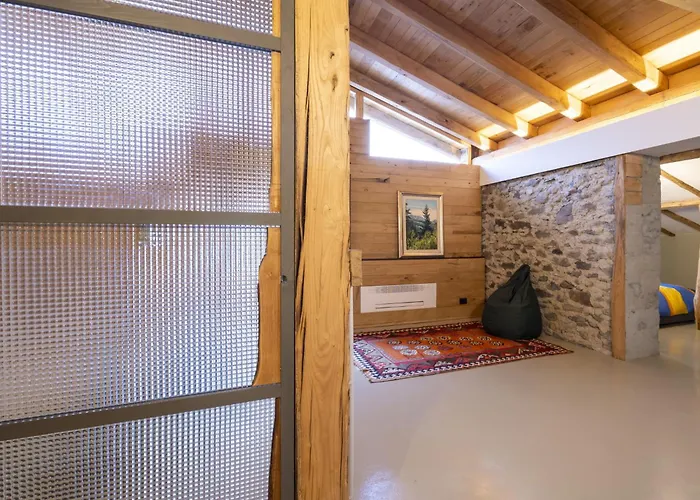 Alpstuga Casa Ulme' By Interhome