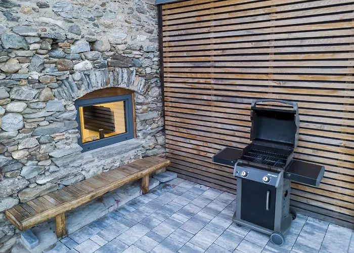 Alpstuga Casa Ulme' By Interhome